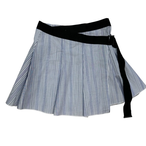 NWT New $114 LF Seek the Label Stripe Wrap Mini Skirt Size S - Picture 3 of 7